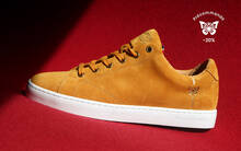 
      Sneaker Baron Papillon Basse velours curry
  