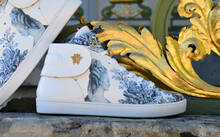 
      Sneaker Baron Papillon Mid Marie-Antoinette bleue
  