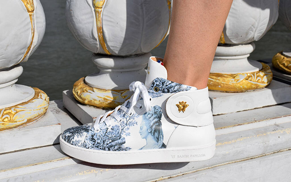 
      Sneaker Baron Papillon Mid Marie-Antoinette bleue
  