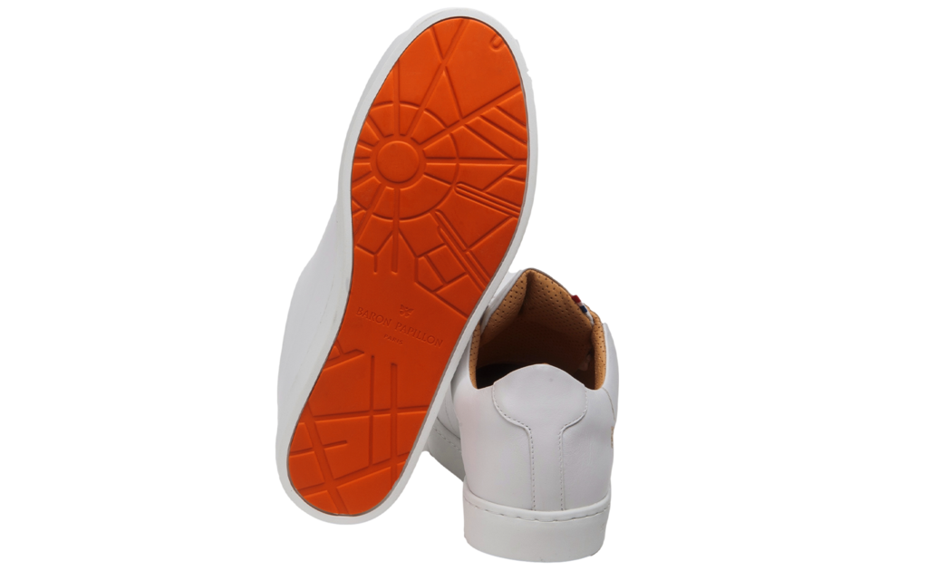 
      Sneaker basse blanche custom French Flair
  
